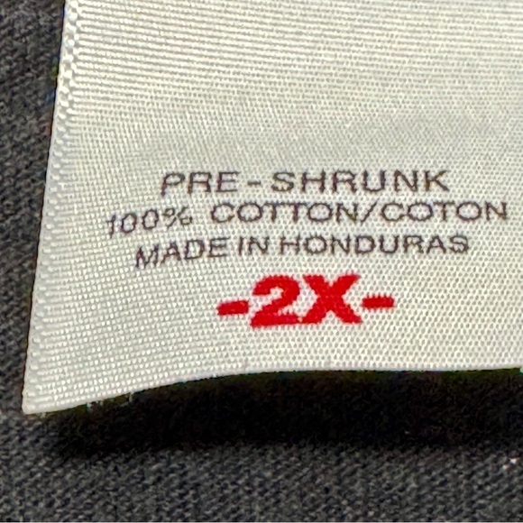 ELVIS Graphic Band Concert Festival Collector Black Las Vegas Tee Shirt Size 2X - Picture 6 of 6